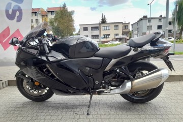 Salon Polska | AUTORYZOWANY DEALER | Suzuki | Demo